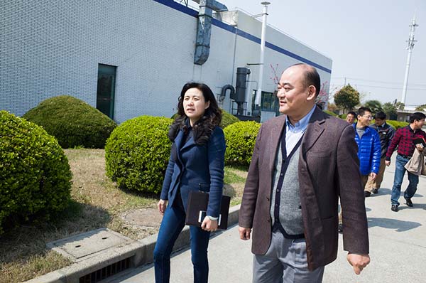 中國(guó)最早專業(yè)生產(chǎn)膠囊制劑企業(yè)|鹽酸二甲雙胍片 中國(guó)最早專業(yè)生產(chǎn)膠囊制劑企業(yè)|鹽酸二甲雙胍片