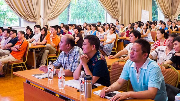 中國最早專業(yè)生產(chǎn)膠囊制劑企業(yè)|鹽酸二甲雙胍片